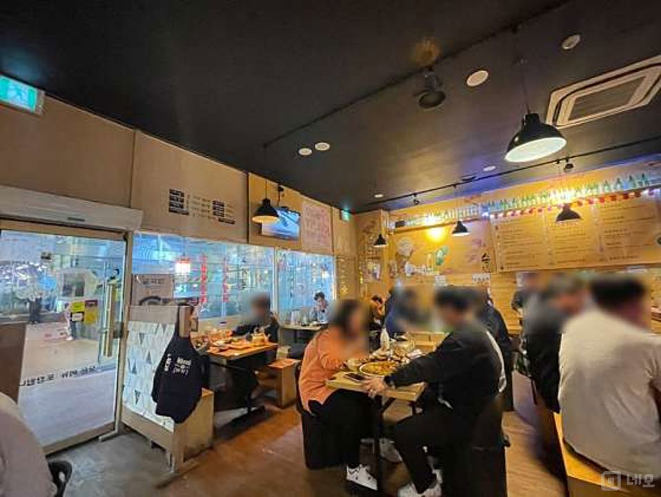 가산동 번화가에 위치한 전 집 매물의 3번째 사진