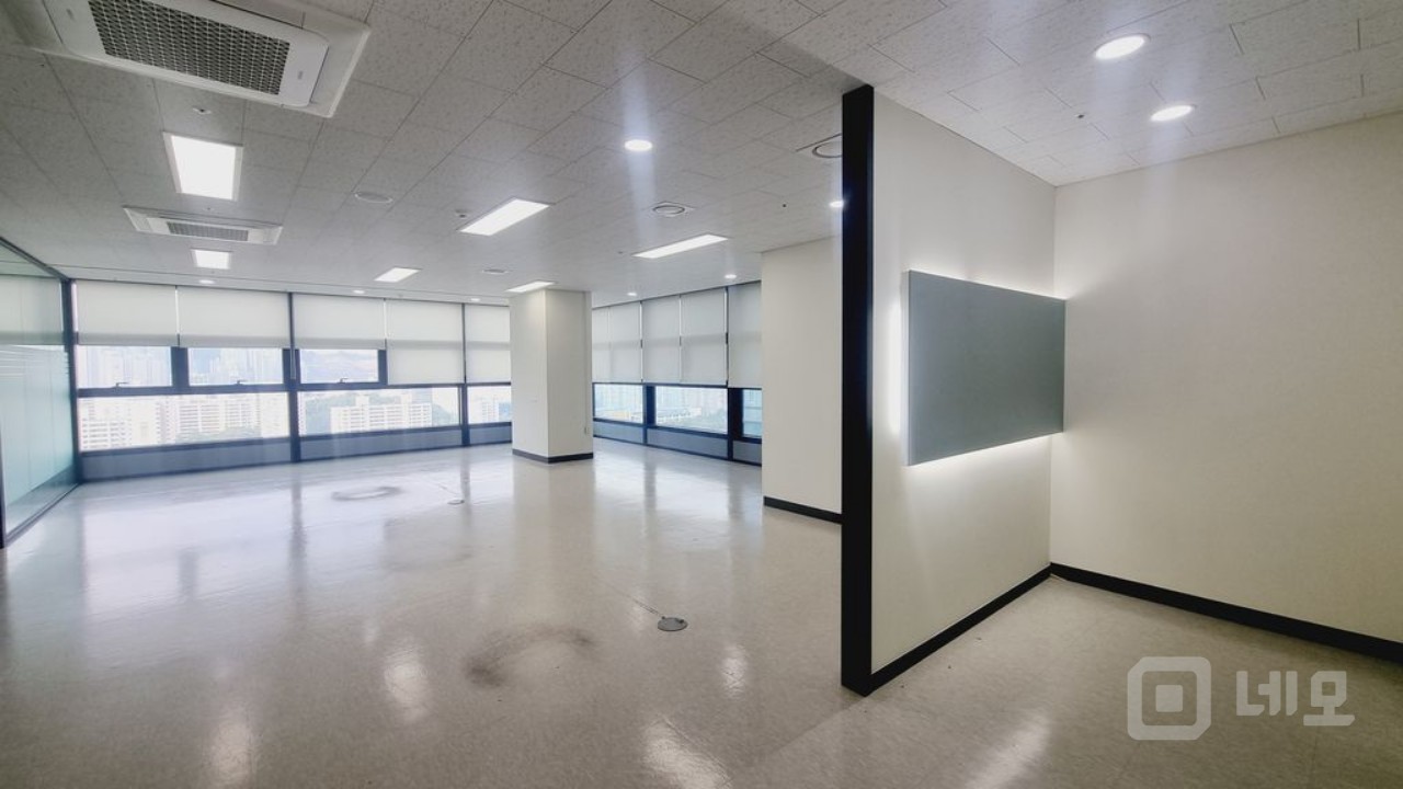 ◈가산역세권 ◈ 실36 ◈전망좋은 코너호실 ◈ 매물의 1번째 사진