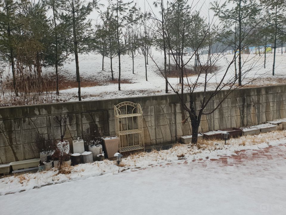 시설 집기 포함, 인테리어 완비된 현화리 음식점 매물의 11번째 사진