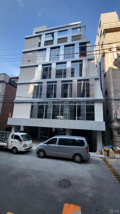 중심 상권, 유동 인구 많은 논현동 공실 매물의 1번째 사진