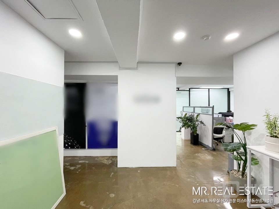 사진有.주차2대.인테리어.냉난방기完.논현역. 매물의 8번째 사진