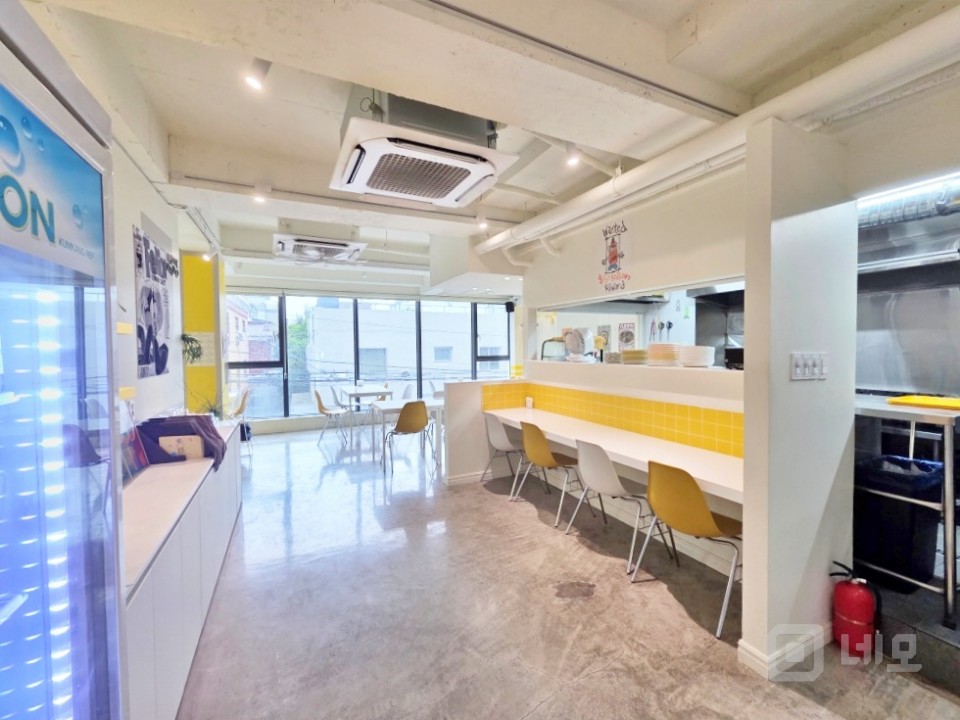 GATE 망원동 망리단길 메인 중심 신축급 건물 2.5층 상가 매물의 10번째 사진