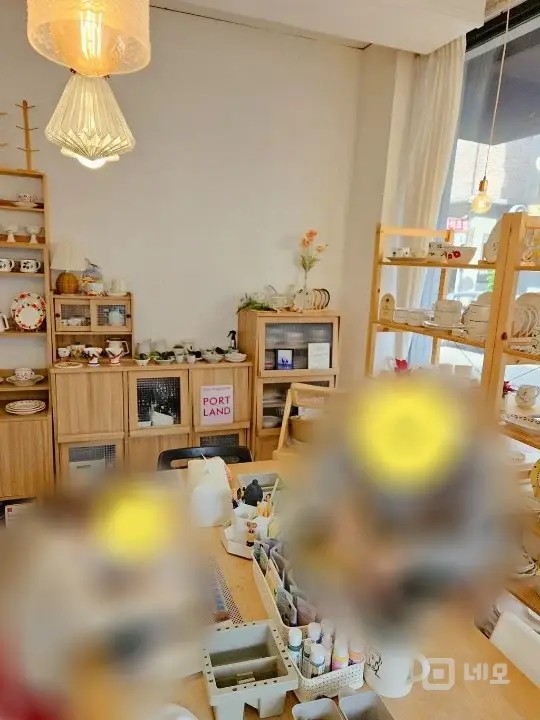 용인 남향코너 통창 예쁜건물(도자기공방운영중) 매물의 2번째 사진
