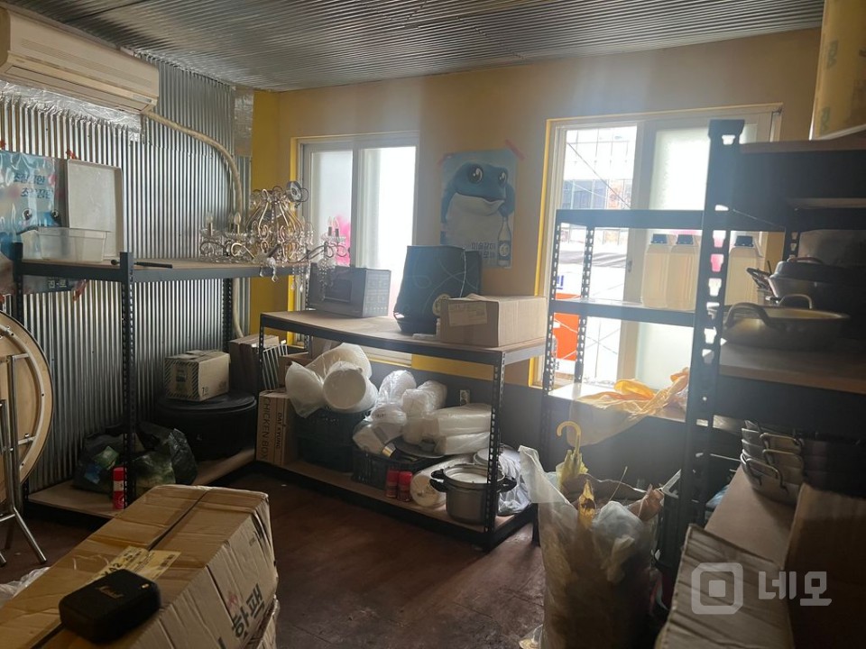 신당역 2번출구 1분거리 1층2층 건물 전체사용가능  매물의 1번째 사진