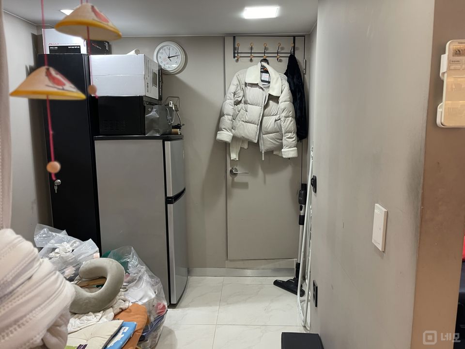 암사동 주거 지역, 다양하게 이용 가능한 네일샵 매물의 4번째 사진