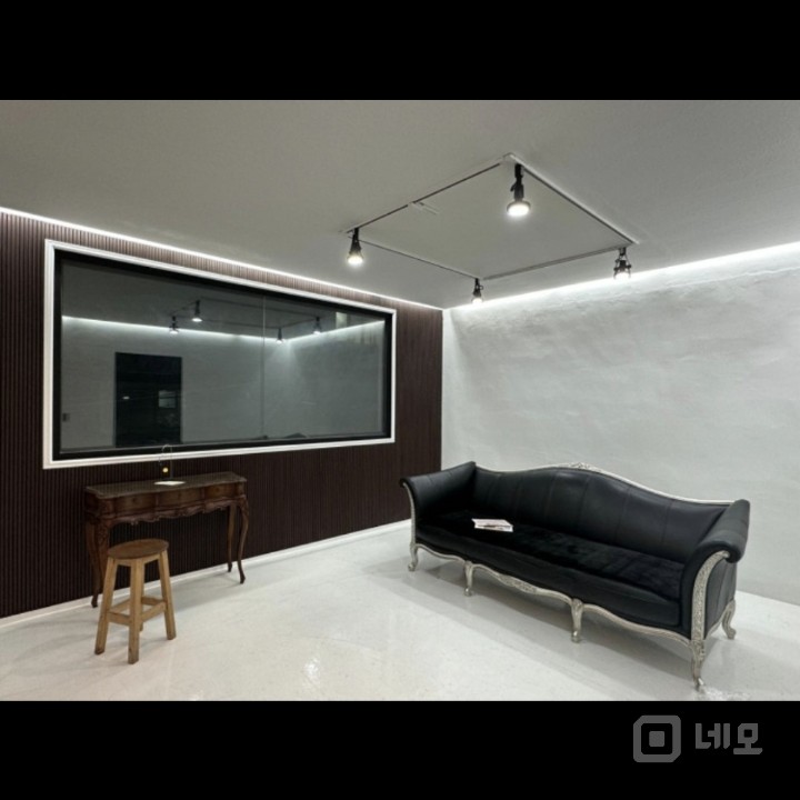 관악구 봉천동 깔끔한 인테리어 공간대여 및 스튜디오  매물의 4번째 사진