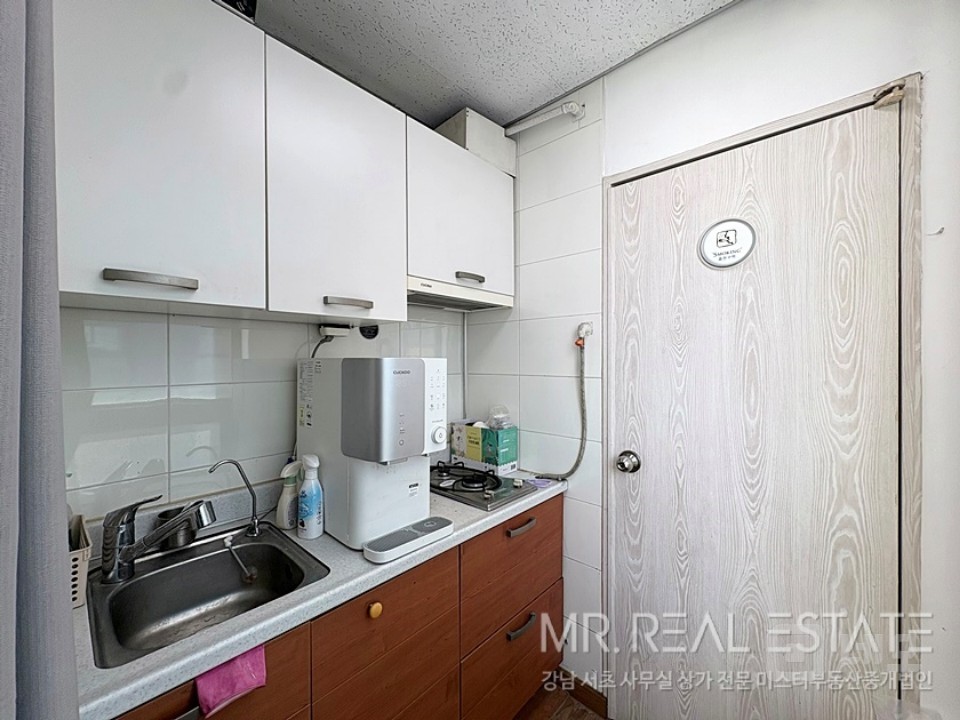 도산대로대로변 대형건물 발렛가능 소형ACE 매물의 8번째 사진