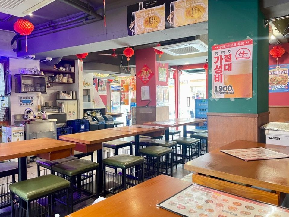 혜화동 대학가, 인테리어 및 시설 깔끔한 요리주점 매물의 1번째 사진