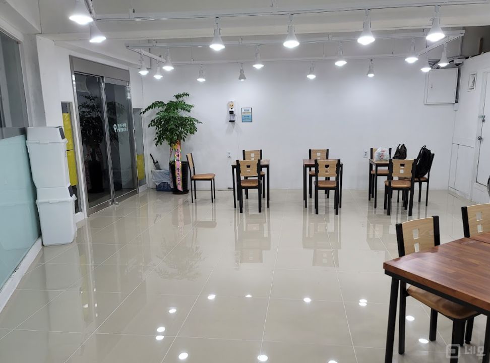금천구 시흥동 접근성좋은 1층 상가 임대  매물의 1번째 사진