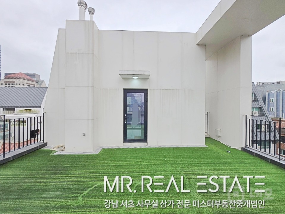 너무이쁜 루프탑 .소형ACE.상가가능.삼성중앙역5분 매물의 5번째 사진