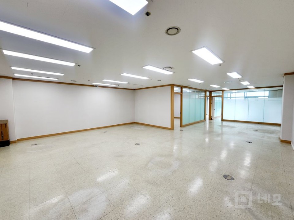 ◈가산역연결건물◈초저렴임대◈즉시입주가능◈ 매물의 5번째 사진