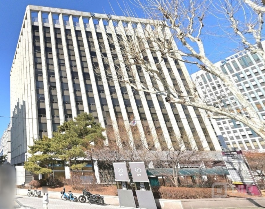 여의도 메인상권 건물1층 출입구 개인카페 매물의 7번째 사진