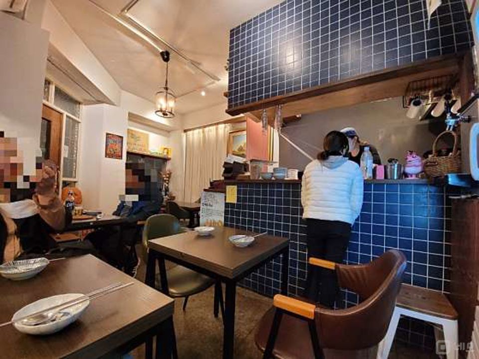 응암동 코너 자리에 위치한 요리주점 매물의 4번째 사진