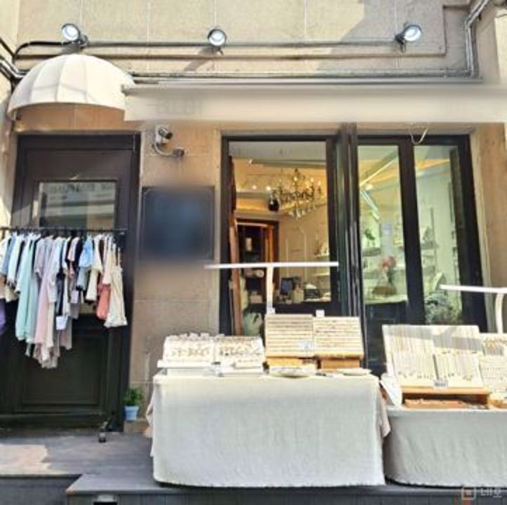 중심 상권, 유동 인구 많은 동교동 상가 매물의 5번째 사진