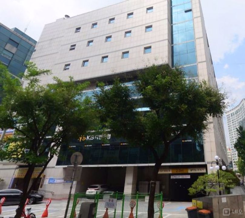 모던 인테리어 완비된  화정동 상가 매물의 7번째 사진