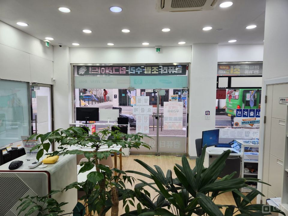 미아동 대로변에 위치한 휴대폰판매점 매물의 6번째 사진