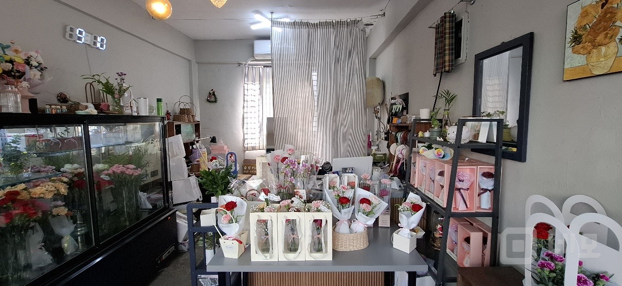 봉천동 1층 꽃집 상가 임대(서울대입구역 도보권) 매물의 2번째 사진