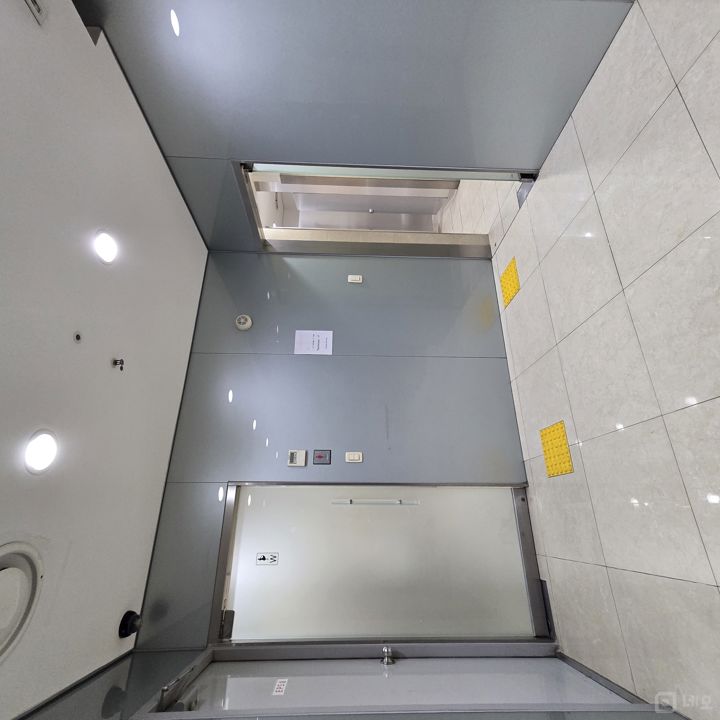 서울대입구역 초역세권 73평 사무실 주차엘베 즉시입주 대로변 좋은위치 매물의 5번째 사진