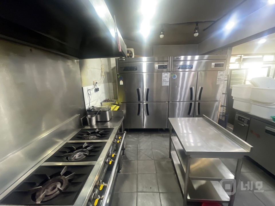 광고를 전혀 하지 않아도 월 매출 7~8천 꾸준한 배달전문점 양도 합니다 매물의 2번째 사진